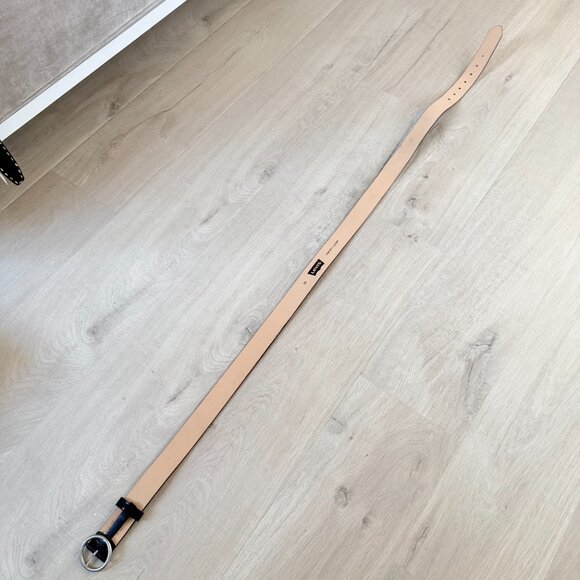 Levi's Synthetic Leather Classic Black Belt 2X EXCELLENT CONDITION - Picture 4 of 6